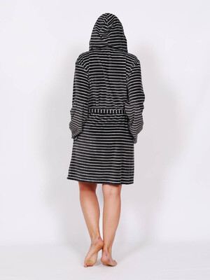 Купить Велюровый женский халат большого размера VIENETTA 9100941206 в Украина в Lingerie.ua - Одяг для дому та відпочинку, Фото 2