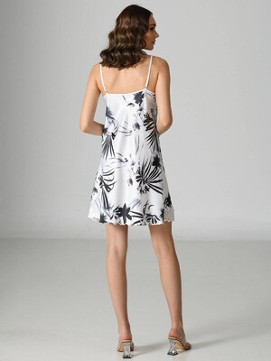 Купить Шёлковая ночная сорочка на бретельках VIENETTA 1611021151 в Украина в Lingerie.ua - Одяг для дому та відпочинку, Фото 3