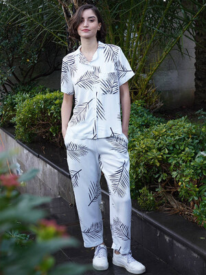 Купить Жіночий штапельний костюм із брюками VIENETTA PLUS 3114662375 в Украина