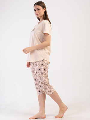 Купить Хлопковый комплект большого размера из футболки и капри VIENETTA 4101128182 в Украина в Lingerie.ua - Одяг для дому та відпочинку, Фото 2