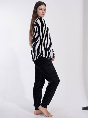 Купить Плюшевый домашний костюм с брюками VIENETTA 3030600419 в Украина в Lingerie.ua - Одяг для дому та відпочинку, Фото 2