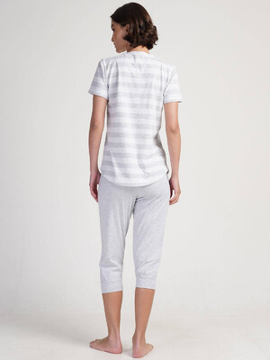 Купить Бавовняний комплект із футболки та капрі VIENETTA 3120320000 в Украина в Lingerie.ua - Одяг для дому та відпочинку, Фото 2