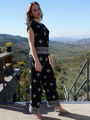 Купить Женский штапельный костюм с брюками VIENETTA PLUS 4100850000 в Украина в Lingerie.ua - Одяг для дому та відпочинку, Фото 2