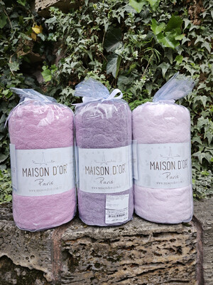 Купить Простынь махровая на резинке+ две наволочки MAISON D`OR Jakarli Havlu в Украина в Lingerie.ua - Одяг для дому та відпочинку, Фото 2