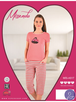 Комплект женский из футболки и капри MISSENDO А517