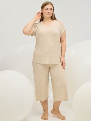 Домашний комплект женский большого размера с капри SEVIM 16848