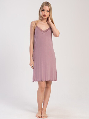 Купить Ночная сорочка на бретельках VIENETTA 4040047997 в Украина в Lingerie.ua - Одяг для дому та відпочинку, Видео