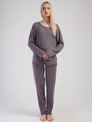 Купить Жіноча піжама великого розміру з віскози з мереживом VIENETTA 4053400000 в Украина в Lingerie.ua - Одяг для дому та відпочинку, Фото 5