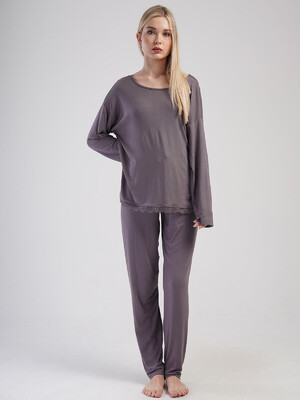 Купить Жіноча піжама великого розміру з віскози з мереживом VIENETTA 4053400000 в Украина в Lingerie.ua - Одяг для дому та відпочинку, Фото 6