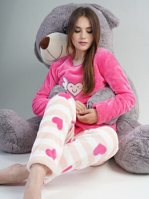 Купить Плюшевый домашний костюм женский VIENETTA 2021160360 в Украина в Lingerie.ua - Одяг для дому та відпочинку, Фото 2