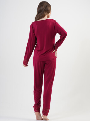 Купить Женская пижама из вискозы с кружевом Vienetta CLASSIC 2020650000 в Украина в Lingerie.ua - Одяг для дому та відпочинку, Фото 2