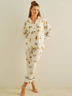 Купить Хлопковая пижама с рубашкой на пуговицах и капри HAYS 27426 в Украина в Lingerie.ua - Одяг для дому та відпочинку, Фото 1