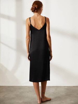 Купить Шелковая ночная сорочка на бретельках HAYS 36505 в Украина в Lingerie.ua - Одяг для дому та відпочинку, Фото 7