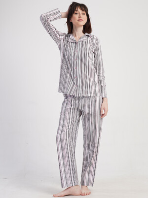 Купить Хлопковая классическая пижама с длинным рукавом VIENETTA 5010370389 в Украина в Lingerie.ua - Одяг для дому та відпочинку, Фото 4