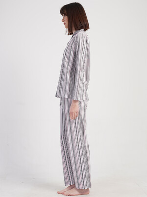 Купить Хлопковая классическая пижама с длинным рукавом VIENETTA 5010370389 в Украина в Lingerie.ua - Одяг для дому та відпочинку, Фото 5