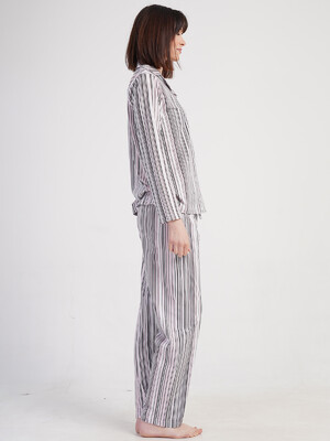 Купить Хлопковая классическая пижама с длинным рукавом VIENETTA 5010370389 в Украина в Lingerie.ua - Одяг для дому та відпочинку, Фото 8