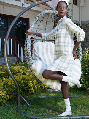 Купить Хлопковый халат на пуговицах с длинным рукавом VIENETTA PLUS 4051130000 в Украина в Lingerie.ua - Одяг для дому та відпочинку, Фото 5