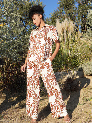 Купить Літній костюм жіночий із сорочки та штанів VIENETTA PLUS 4092768378 в Украина