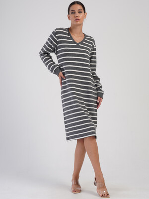 Купить Сукня прямого крою з довгим рукавом VIENETTA 4050580000 в Украина в Lingerie.ua - Одяг для дому та відпочинку, Фото 3