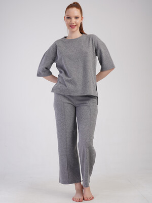 Купить Домашній жіночий костюм великого розміру з брюками VIENETTA 5010120000 в Украина