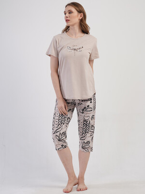 Купить Бавовняний комплект жіночий великого розміру з футболки та капрі VIENETTA 4083124474 в Украина