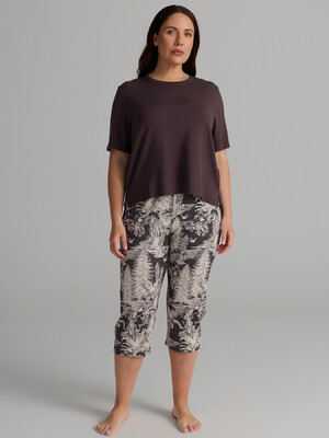 Купить Жіночий костюм з футболки та капрі HAYS 62257 в Украина