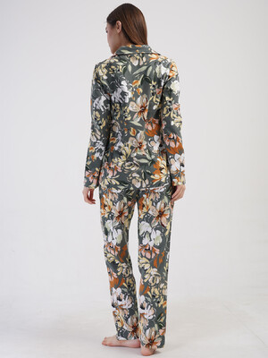 Купить Хлопковая классическая женская пижама на пуговицах VIENETTA 4100150171 в Украина в Lingerie.ua - Одяг для дому та відпочинку, Фото 4