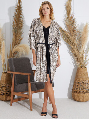 Купить Комплект из ночной сорочки на бретельках и халата SEVIM 15595 в Украина