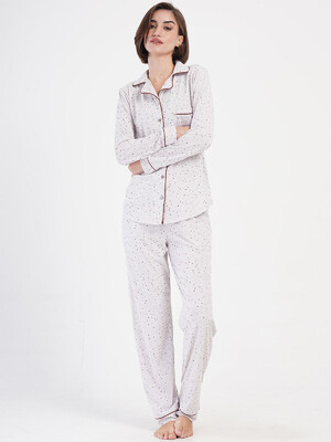 Купить Женская классическая пижама с длинным рукавом VIENETTA 4032256025 в Украина в Lingerie.ua - Одяг для дому та відпочинку, Фото 2