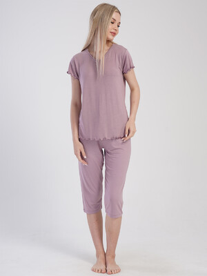 Купить Домашний комплект большого размера  из вискозы с капри VIENETTA 4040037997 в Украина в Lingerie.ua - Одяг для дому та відпочинку, Фото 1