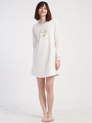 Купить Байкова домашня туніка з довгим рукавом VIENETTA 5010400000 в Украина в Lingerie.ua - Одяг для дому та відпочинку, Фото 4