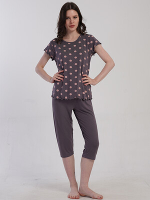 Купить Бавовняний літній комплект (футболка + капрі) VIENETTA 5032880323 в Украина в Lingerie.ua - Одяг для дому та відпочинку, Фото 2