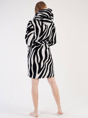 Купить Плюшевый теплый халат с принтом зебра VIENETTA 3030610419 в Украина в Lingerie.ua - Одяг для дому та відпочинку, Фото 6