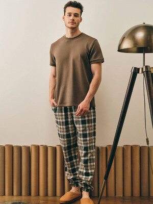 Купить Хлопковая пижама с брюками в клетку HAYS 27507 в Украина в Lingerie.ua - Одяг для дому та відпочинку, Фото 4