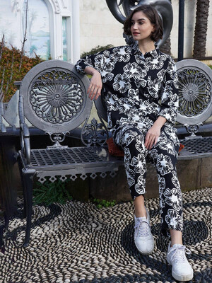 Купить Штапельний літній костюм із брюками VIENETTA PLUS 3114573529 в Украина