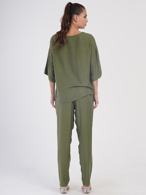 Купить Літній костюм жіночий великого розміру VIENETTA PLUS 4050980000 в Украина в Lingerie.ua - Одяг для дому та відпочинку, Фото 2