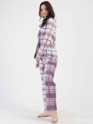 Купить Хлопковая классическая пижама большого размера с длинным рукавом VIENETTA 4040560943 в Украина в Lingerie.ua - Одяг для дому та відпочинку, Фото 6