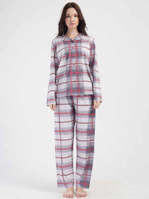 Купить Хлопковая классическая пижама большого размера с длинным рукавом VIENETTA 4040560943 в Украина в Lingerie.ua - Одяг для дому та відпочинку, Фото 7