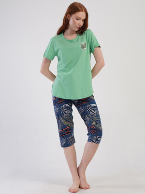 Купить Бавовняний комплект великого розміру з капрі VIENETTA 4092275136 в Украина в Lingerie.ua - Одяг для дому та відпочинку, Фото 3