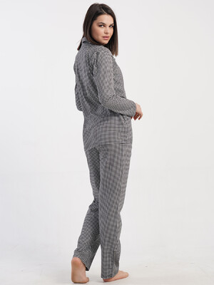 Купить Хлопковая классическая женская пижама на пуговицах VIENETTA 5040602428 в Украина в Lingerie.ua - Одяг для дому та відпочинку, Фото 3