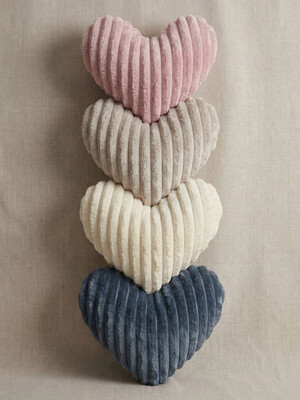 Купить Плюшевая подушка в форме сердца 50х45 LINGERIE 170853 в Украина