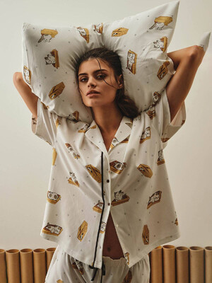 Купить Хлопковая пижама с шортами и рубашкой на пуговицах HAYS 27369 в Украина в Lingerie.ua - Одяг для дому та відпочинку, Фото 2