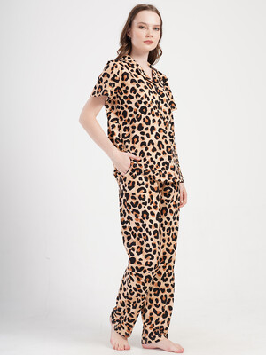 Купить Бавовняна класична піжама з коротким рукавом VIENETTA 4091054962 в Украина в Lingerie.ua - Одяг для дому та відпочинку, Фото 2