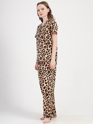 Купить Бавовняна класична піжама з коротким рукавом VIENETTA 4091054962 в Украина в Lingerie.ua - Одяг для дому та відпочинку, Фото 9