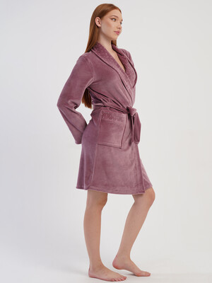 Купить Велюровий халат жіночий з довгим рукавом VIENETTA 5070202126 в Украина в Lingerie.ua - Одяг для дому та відпочинку, Фото 4