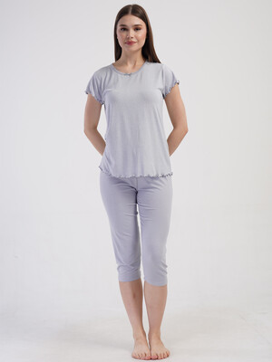 Купить Піжама з віскози з футболки та капрі VIENETTA 4093061820 в Украина в Lingerie.ua - Одяг для дому та відпочинку, Фото 4