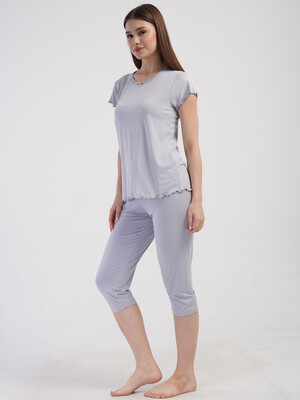 Купить Піжама з віскози з футболки та капрі VIENETTA 4093061820 в Украина в Lingerie.ua - Одяг для дому та відпочинку, Фото 6